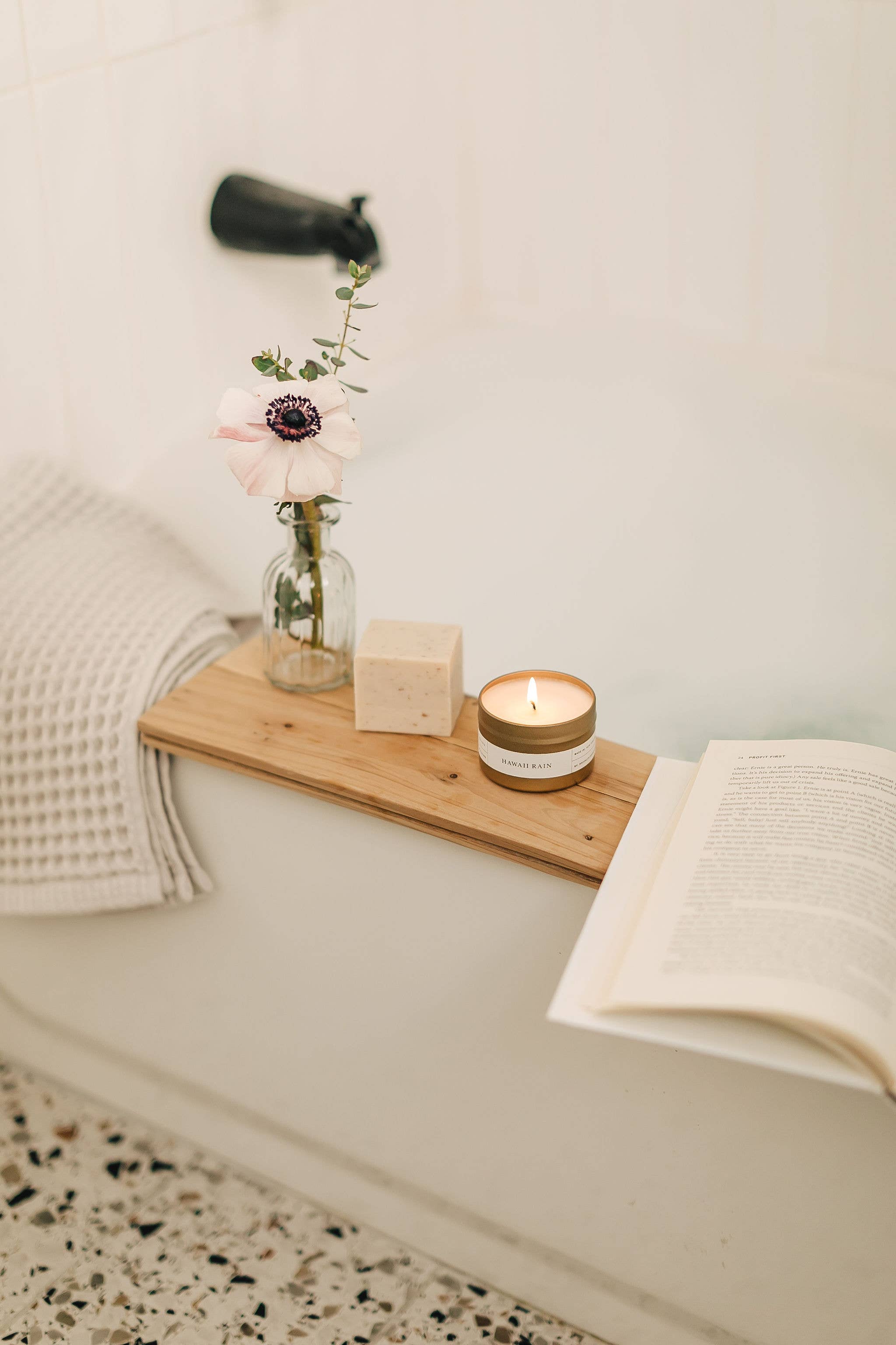 Love Potion Gold Travel Candle