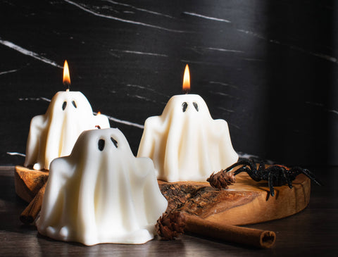 Cute Ghost Candle: Pumpkin Spice