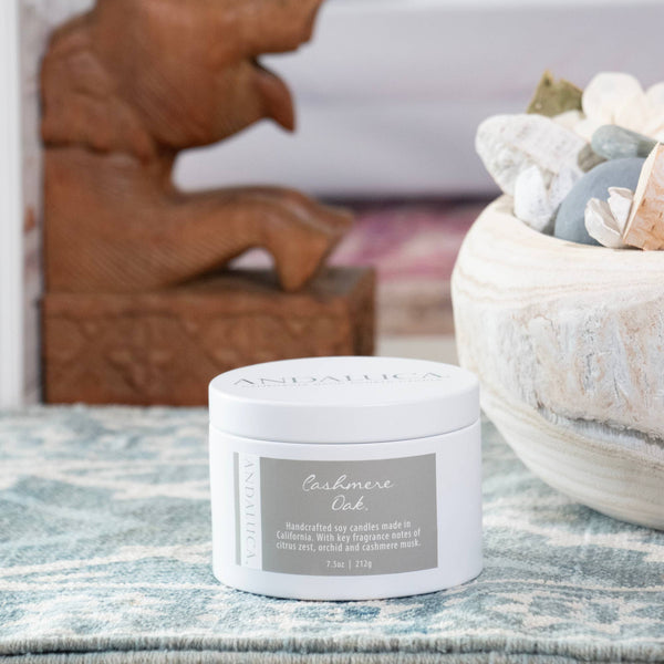 Cashmere Oak 7.5 oz. Tin Candle