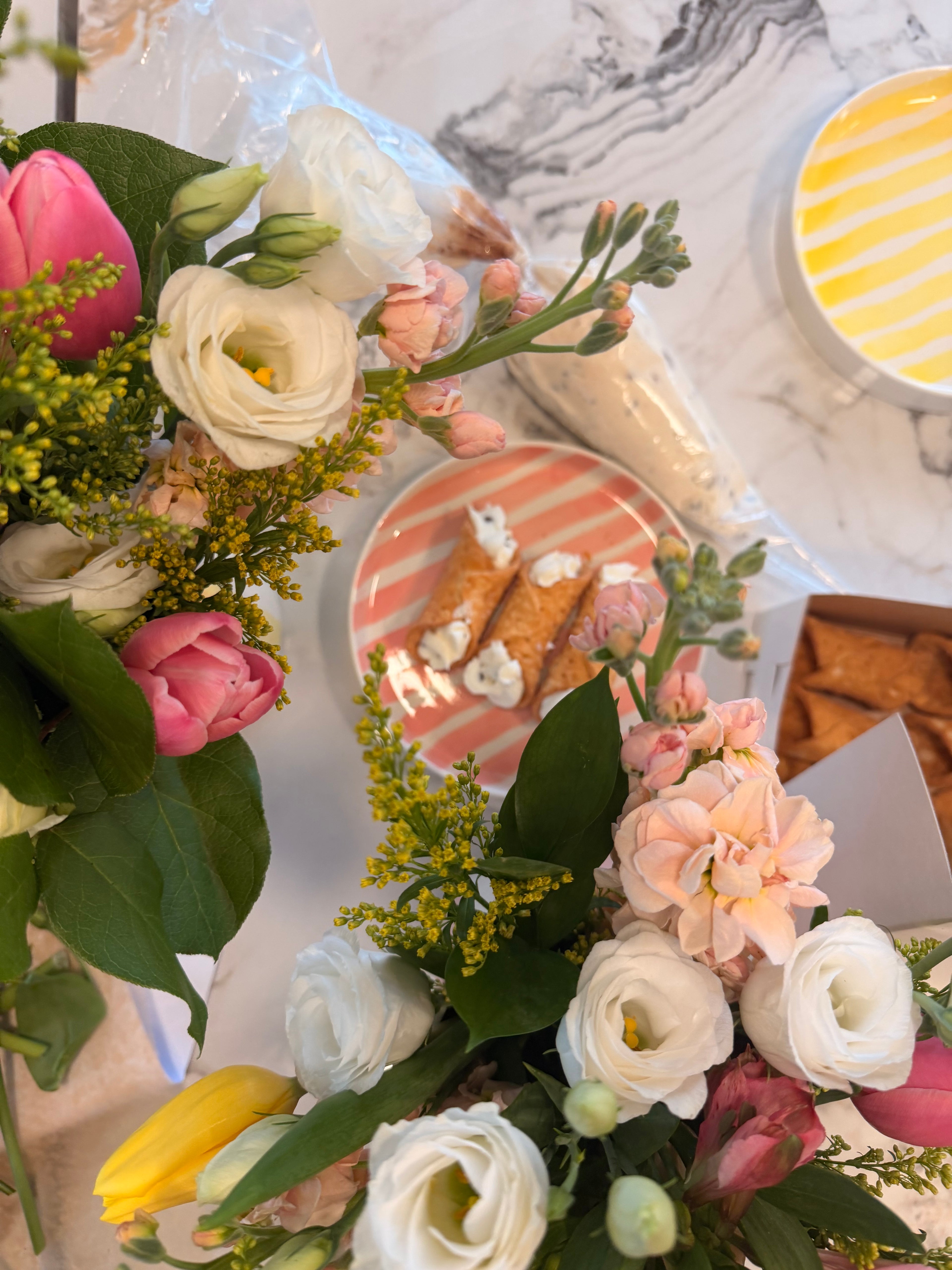 Mother’s Day Pickup at Bottega del Sud | Bouquets, Bud Vases + Cannolis | 5/9