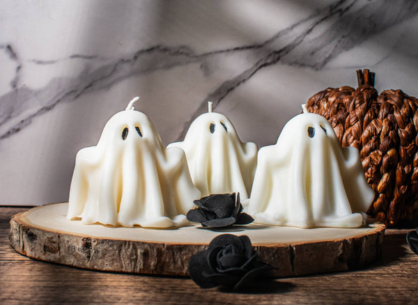 Cute Ghost Candle: Pumpkin Spice