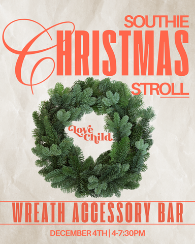 Southie Christmas Stroll Wreath Accessory Bar