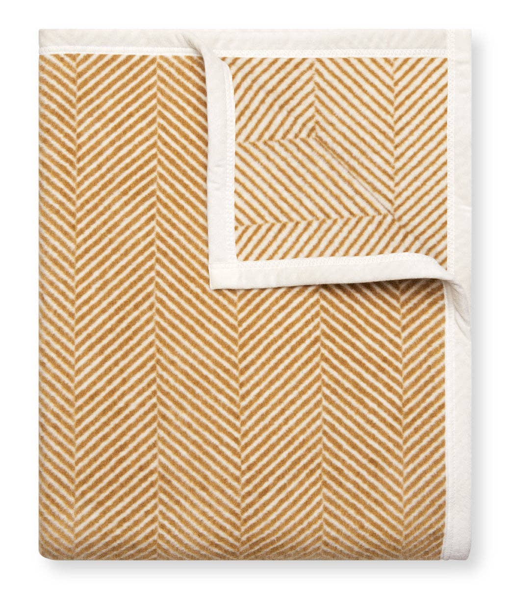 Harborview Herringbone Hazelnut Blanket