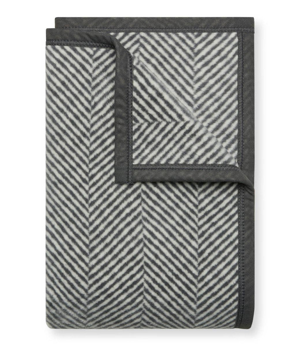 Harborview Herringbone Ash Midi Blanket: Midi