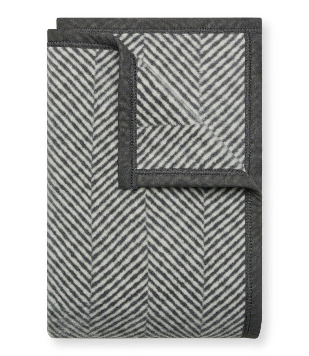 Harborview Herringbone Ash Midi Blanket: Midi