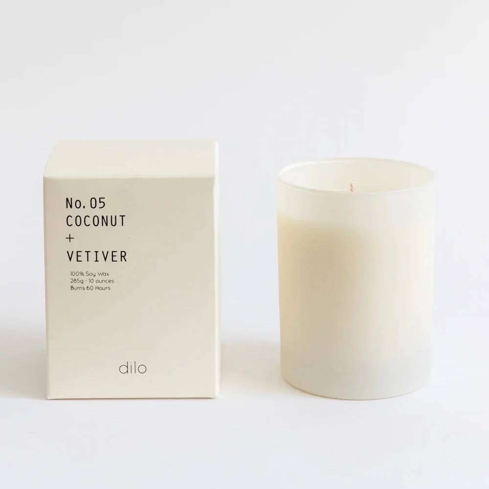 Coconut + Vetiver Candle Dilo